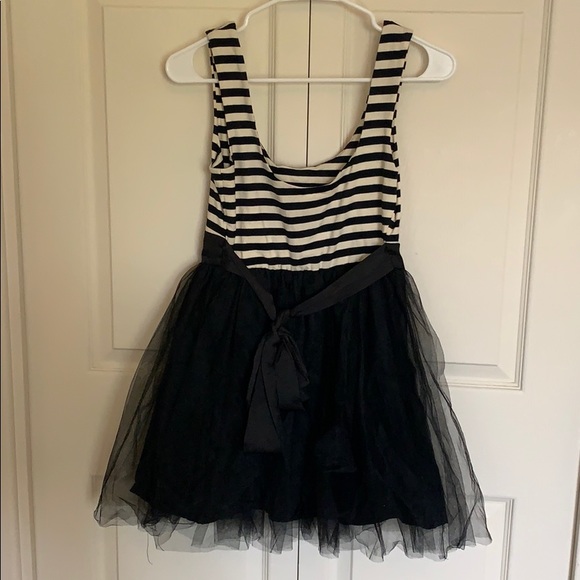 Gorgeous tutu dress - Picture 4 of 5